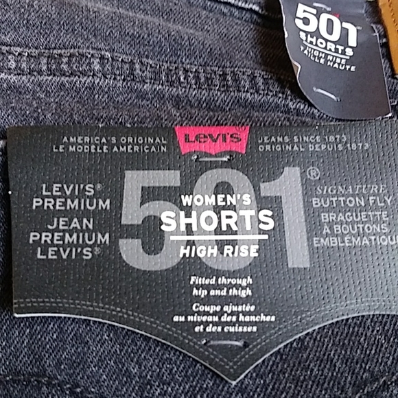 NWT. Levis 501 shorts. - Picture 4 of 17